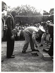 BOU SFER 06 JUILLET 1958 POSE DE LA PREMIERE PIERRE DU MONUMENT AUX MORTS 022